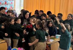 Öğrencilerin 'sevgi' mesajları, öğretmenlerini duygulandırdı