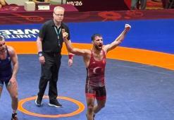 Murat Fırat, Avrupa Güreş Şampiyonası'nda finale yükseldi