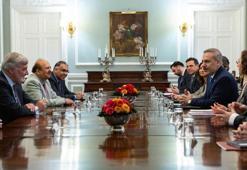 Dışişleri Bakanı Fidan, İngiltere'de Lordlar Kamarası ve Avam Kamarası üyeleriyle görüştü