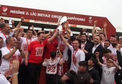 24 yıl sonra 1'inci Lig'e yükselen Batman Petrolspor, kupasını aldı