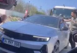 Başakşehir'de polisin 'dur' ihtarına uymadı; otomobilin lastikleri indirilerek yakalandı
