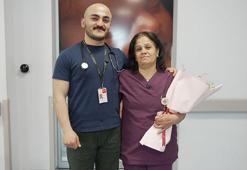 Doktordan hemşire annesine sürpriz