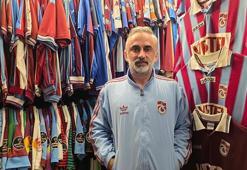 Trabzonspor tutkusuyla evinde formalarından müze yaptı