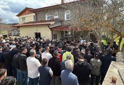 Annesi tarafından öldürüldüğü öne sürülen 2 aylık Ela bebek toprağa verildi