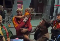 Osimhen, minik İkra'yı sevindirdi