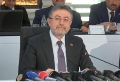 Bakan Yumaklı: Yangınlara havadan müdahale kapasitemizi 462 tona ulaştırdık