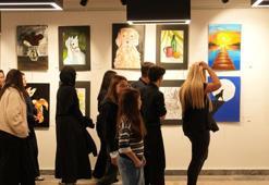 Genç sanatçılara eserlerini ücretsiz sergileme imkanı