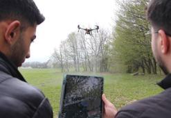 Zirai dron kullanan öğrenciden, üniversitede arkadaşlarına uygulamalı ilaçlama ve gübreleme eğitimi