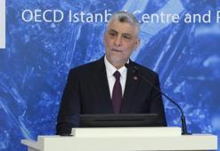 Bakan Bolat OECD 'Kritik Mineraller Forumu'nda konuştu