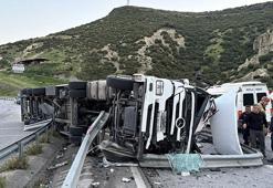 Manisa’da devrilen TIR’ın sürücüsü yaralandı; ulaşımda aksama yaşandı