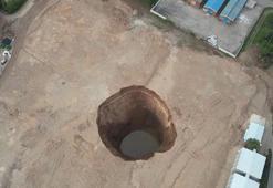 Hatay'da oluşan obruğun çapı büyüdü