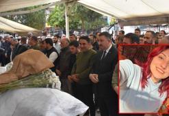 Burun estetiği ameliyatı sonrası ölen Hatice, gelinlikle son yolculuğa uğurlandı