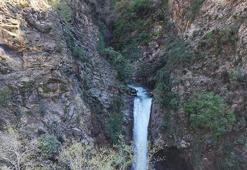 Amanosların 'saklı hazinesi' şelale