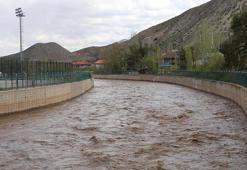 Karlar eridi, Oltu Çayı'nda debi arttı