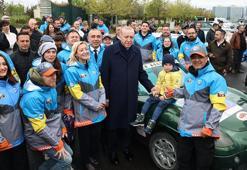 Cumhurbaşkanı Erdoğan, İpek Yolu Rallisi katılımcıları ile buluştu