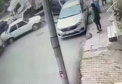 Bağcılar'da park halindeyken freni boşalan kamyon 8 araca çarptı; kaza kamerada