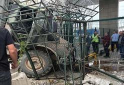 Hamzabeyli Sınır Kapısı'nda askeri araç duvara çarptı; 2 asker yaralı