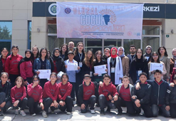 Ulusal Çocuk Sempozyumu’nda 123 öğrenci güncel sorunlarla ilgili 93 bildiri sundu