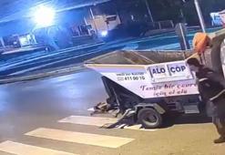 Kamyonet ile motosiklet çarpıştı: 2 yaralı; kaza anı kamerada