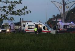 Rize’de otomobil kamyona çarptı; 1’i bebek, 6 yaralı