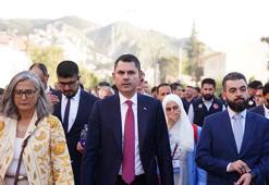 Bakan Kurum, mevkidaşlarına asrın inşa seferberliği’ni Hatay sokaklarında anlattı