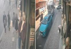 Beyoğlu’nda cansız mankenin üzerindeki kıyafeti giyip gitti; İlkinde fark ettik ikincisinde yakalayamadık