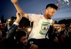 Şampiyon Muğlaspor'a kentte tarihi karşılama