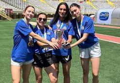 Ege Üniversitesi atletizmde Türkiye Şampiyonası'na rekorlarla damga vurdu