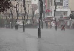 Bolu'da sağanak ve dolu etkili oldu