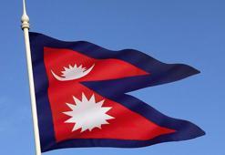 Nepal'de yolcu otobüsü şarampole yuvarlandı: 4 ölü, 26 yaralı