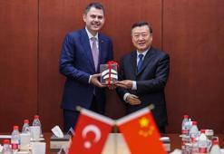 Bakan Kurum, Çin'de