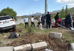 Malatya'da iki otomobil, kavşakta çarpıştı: 3 yaralı