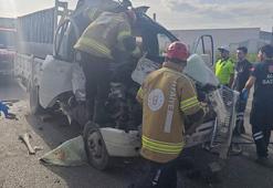 Kamyonet ile TIR çarpıştı: 1 ölü, 1 yaralı