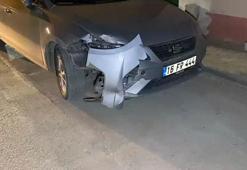 Sürücüsü rahatsızlanan otomobil, park halindeki 3 araca çarptı: 1 yaralı
