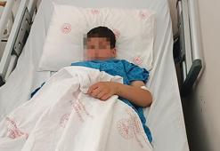 İlkokul öğrencisi, parkta tüfekle bacağından vuruldu
