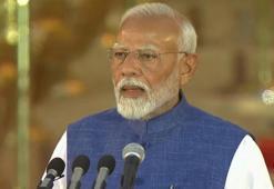 Hindistan Başbakanı Modi 5 ülkeyi kapsayan resmi ziyaret turuna başladı