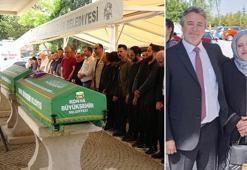 Oğulları tarafından öldürülen veteriner çift, toprağa verildi