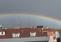 İstanbul'da yağışın ardından gökkuşağı sürprizi
