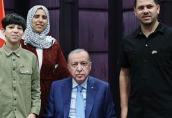 Cumhurbaşkanı Erdoğan, Gazzeli Ebu Cezer ve ailesini kabul etti