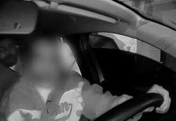 Taksiciler, uygulamayla yolcu taşıyan sürücü ile kadın yolcuya korku dolu anlar yaşattı
