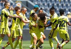 Fenerbahçe ArsaVev - Ünye Kadın Spor Kulübü: 8-0