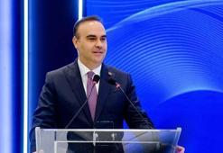 Bakan Kacır, Bilim Olimpiyatları'nda madalya alan öğrencileri tebrik etti