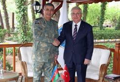 Bakan Güler, Azerbaycanlı mevkidaşı Hasanov ile görüştü