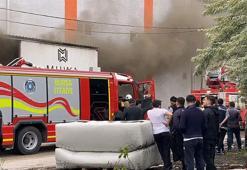 Bursa'da koltuk fabrikasında yangın: 2 işçi dumandan etkilendi