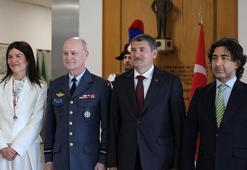 Roma’da ‘Ankara NATO Zirvesi Ekseninde İttifakın Güney Kanadı’ paneli düzenlendi
