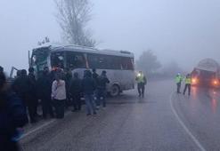 Yolcu minibüsü ile tanker çarpıştı: 3 yaralı