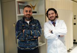Böbrek kanseri nedeniyle felç geçiren hasta sağlığına kavuştu