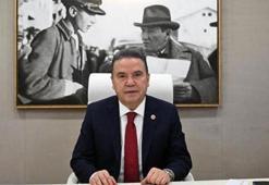 Muhittin Böcek’e bir dosyadan ev hapsi