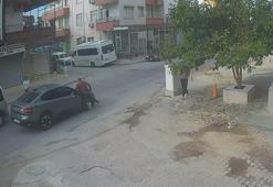 Yakınına el sallarken yola çıktığı sırada otomobil çarptı