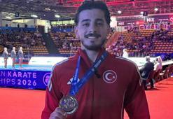 Ömer Faruk Yürür, Avrupa Karate Şampiyonası'nda altın madalya kazandı